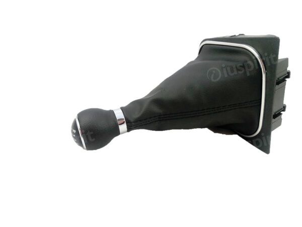 Pomello cambio 6 marce per VW Golf 5, Golf 6 Jetta Scirocco cuffia vera pelle leva cambio 6 marce cuciture rosse - immagine 5